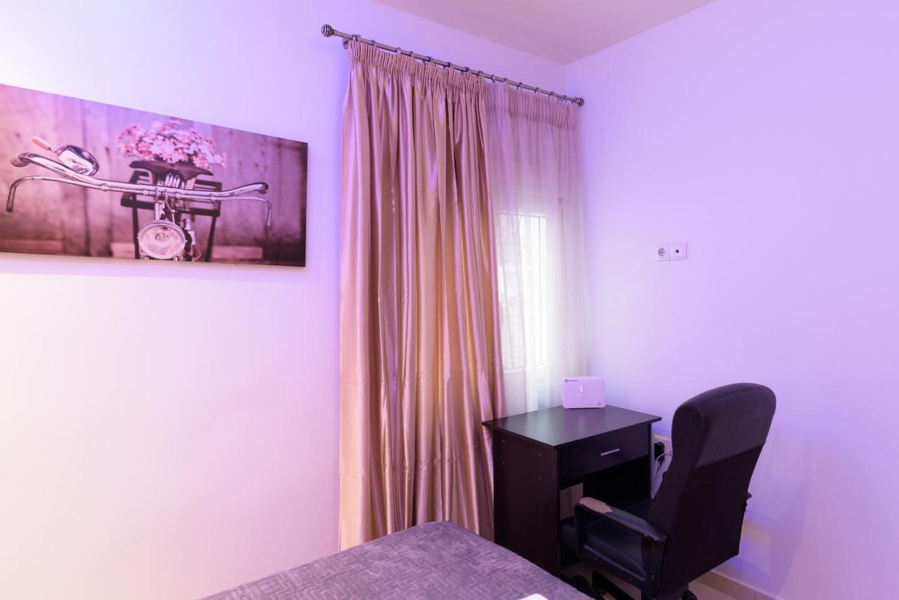 Apartment Lassani Cozy And Quiet, 2 Bedroom Apartm With Spacious Balcony
